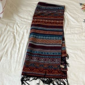 NWT  Tag Lava Accessories 69"×27" Acrylic Scarf or shawl vibrant colors